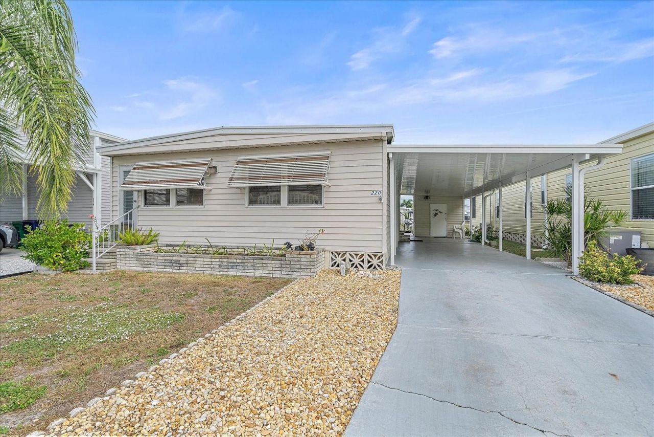 220 Bimini Drive, Palmetto, FL 34221 Photo