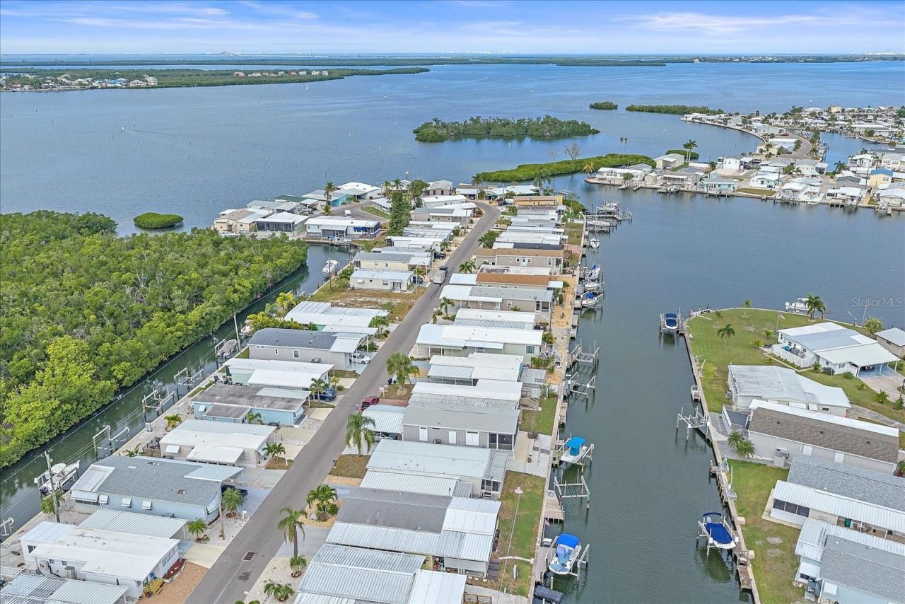 220 Bimini Drive, Palmetto, FL 34221 Photo