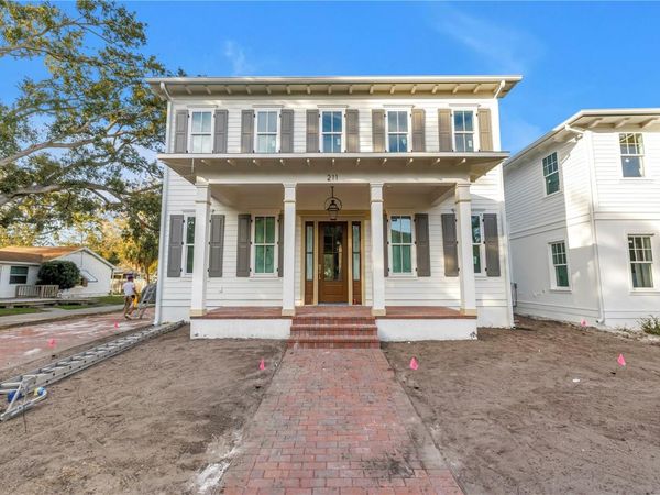 211 30TH AVENUE N, ST PETERSBURG, FL 33704