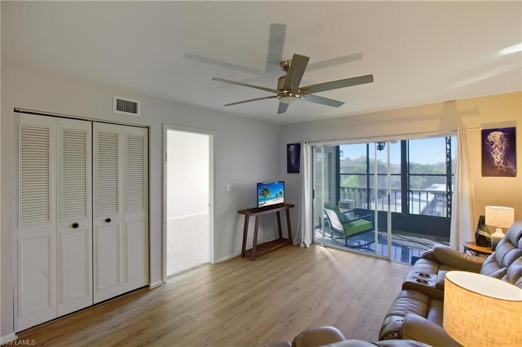 2111 Barkeley Ln, Unit 18, Fort Myers, FL 33907 Photo