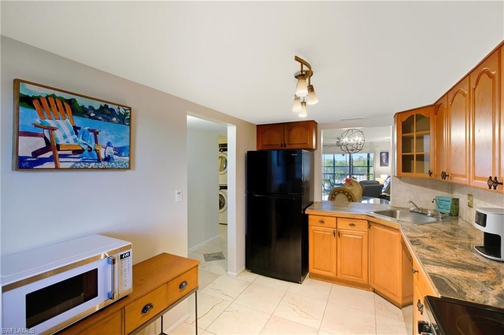 2111 Barkeley Ln, Unit 18, Fort Myers, FL 33907 Photo