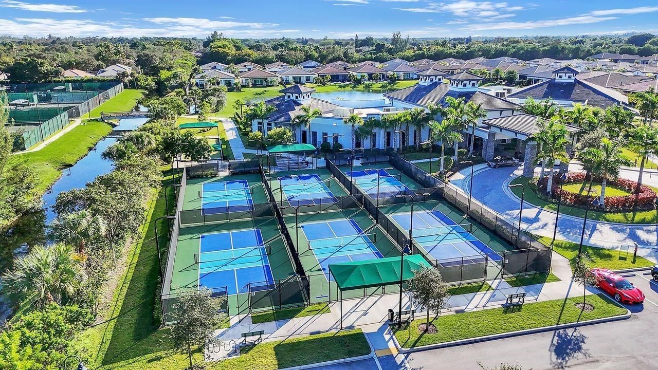 7524 N Blue Spring Drive, Parkland, FL 33067 Photo