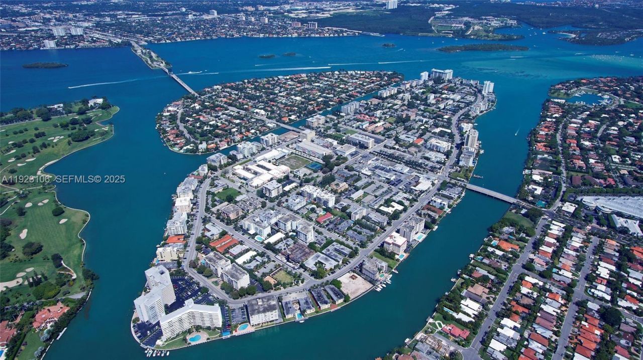 10070 SE East Bay Harbor Dr, Unit 70-C, Bay Harbor Islands, FL 33154 Photo