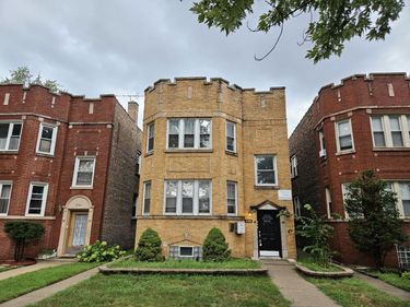 8342 S Wabash Avenue, Chicago, IL 60619