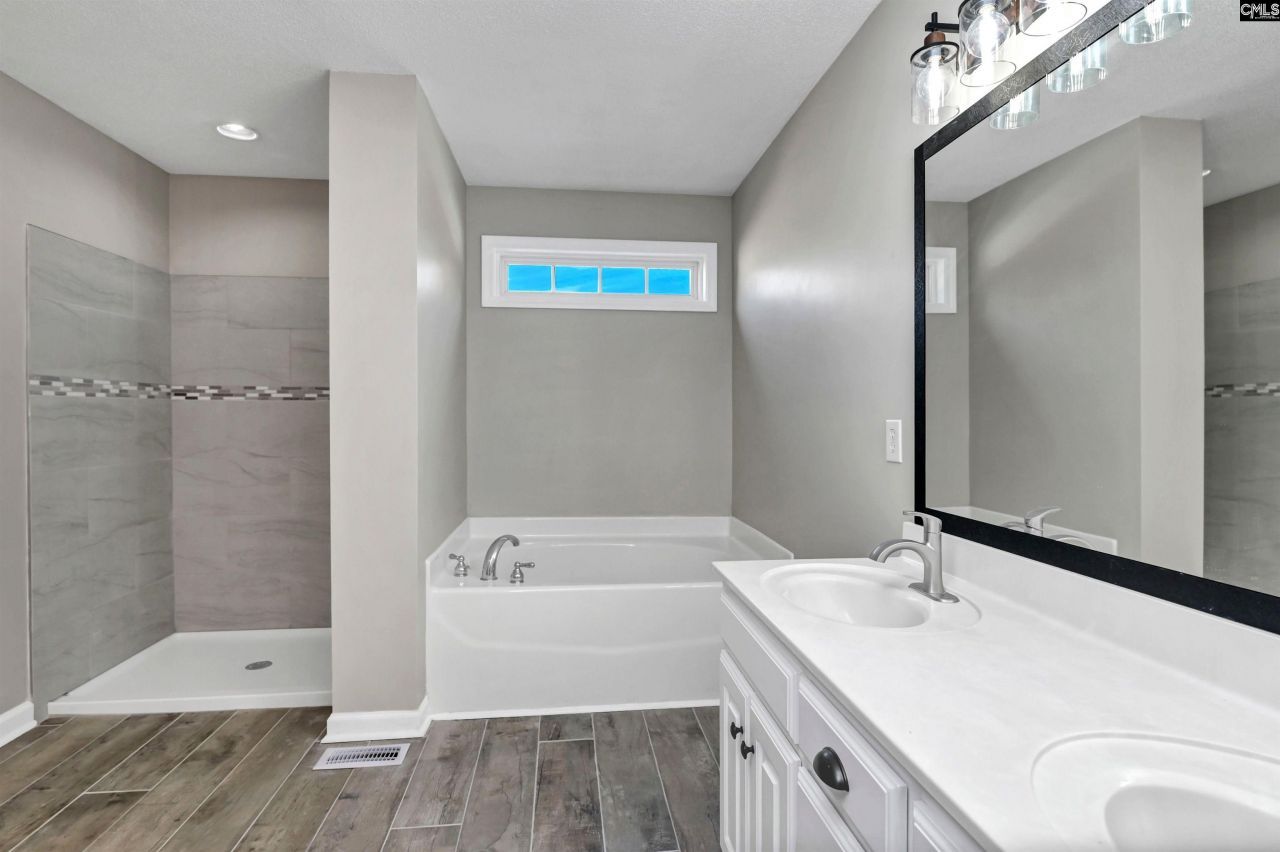 141 Rosewood Lane  Photo 19