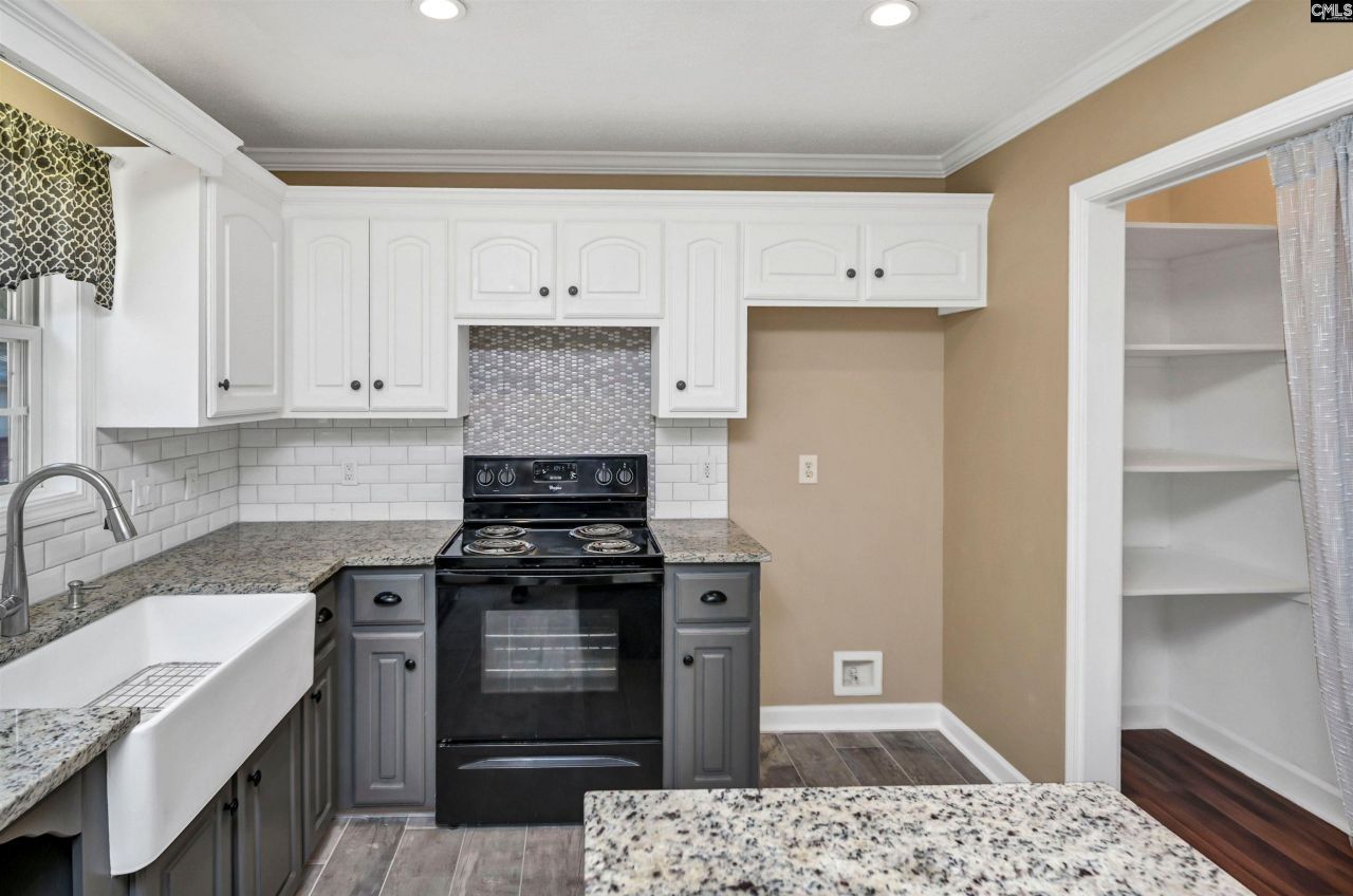 141 Rosewood Lane  Photo 7