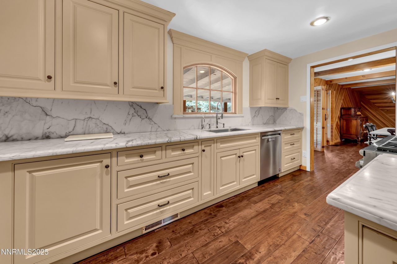 1281 Skyline Boulevard, Reno, NV 89509 Photo