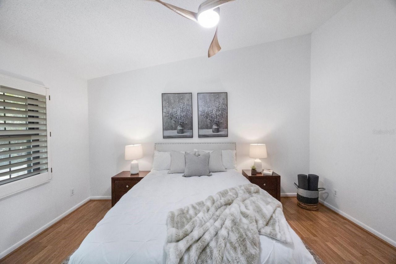 842 Amelia Court Ne, Saint Petersburg, FL 33702 Photo