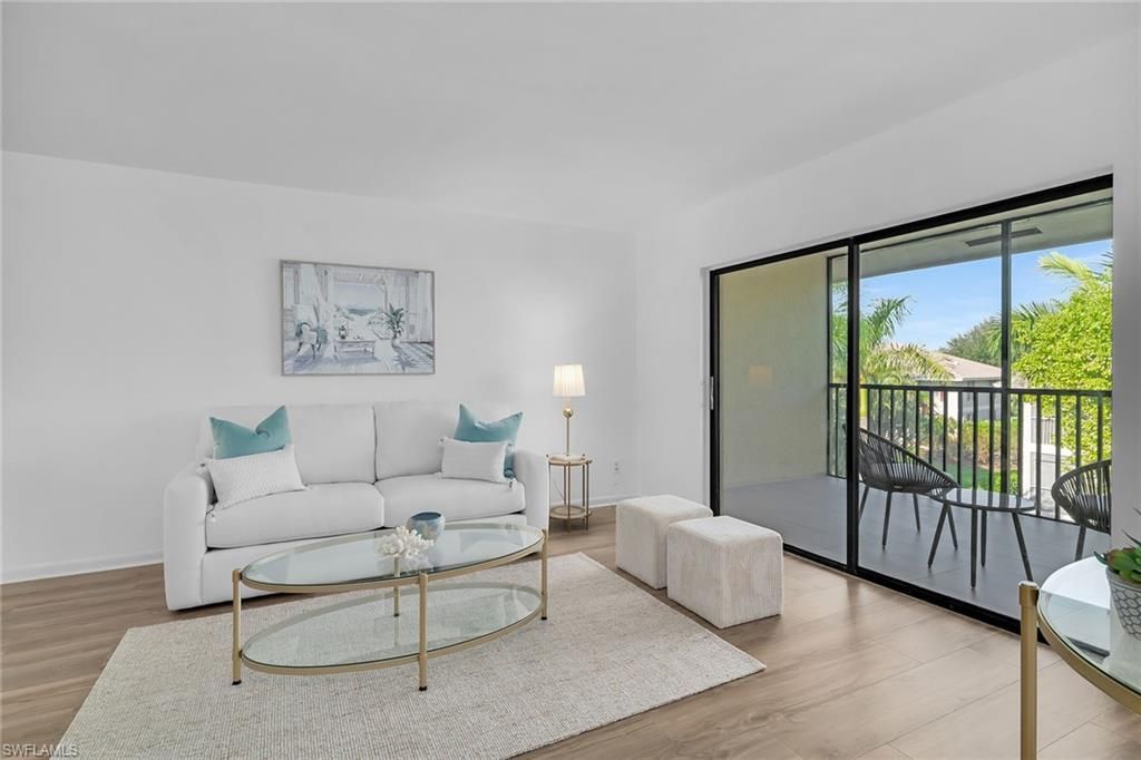 835 W Elkcam Cir, Unit 205, Marco Island, FL 34145 Photo