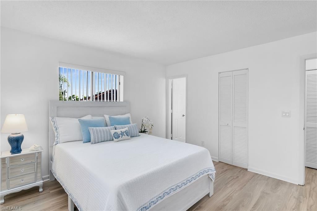 835 W Elkcam Cir, Unit 205, Marco Island, FL 34145 Photo