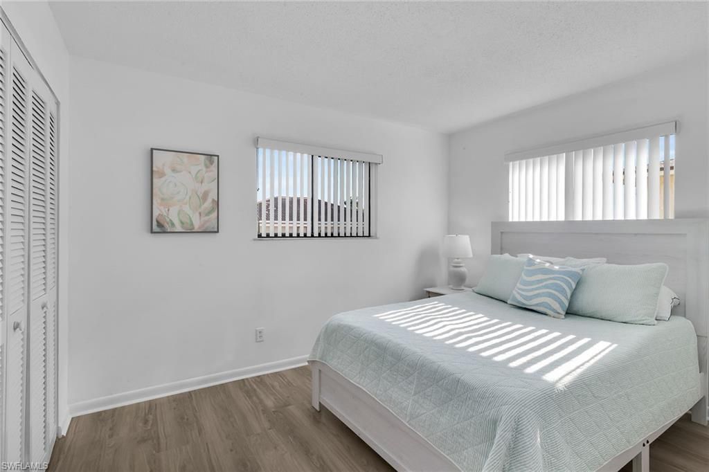 835 W Elkcam Cir, Unit 205, Marco Island, FL 34145 Photo