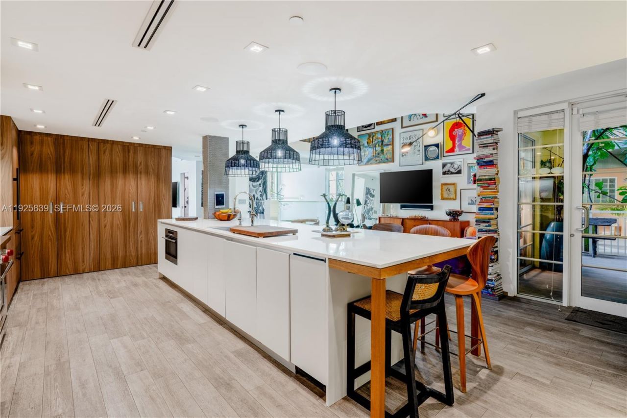 125 Jefferson Ave, Unit 119, Miami Beach, FL 33139 Photo