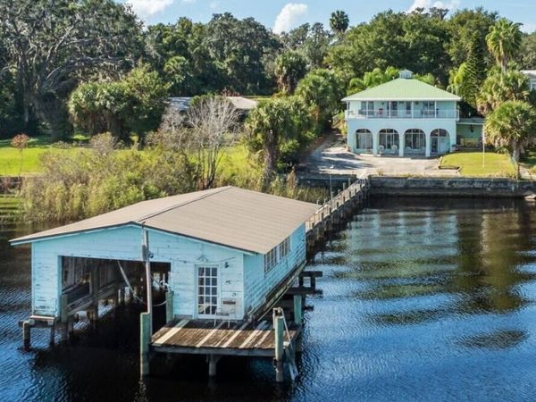 259 S PROSPECT Street, Crescent City, FL 32112