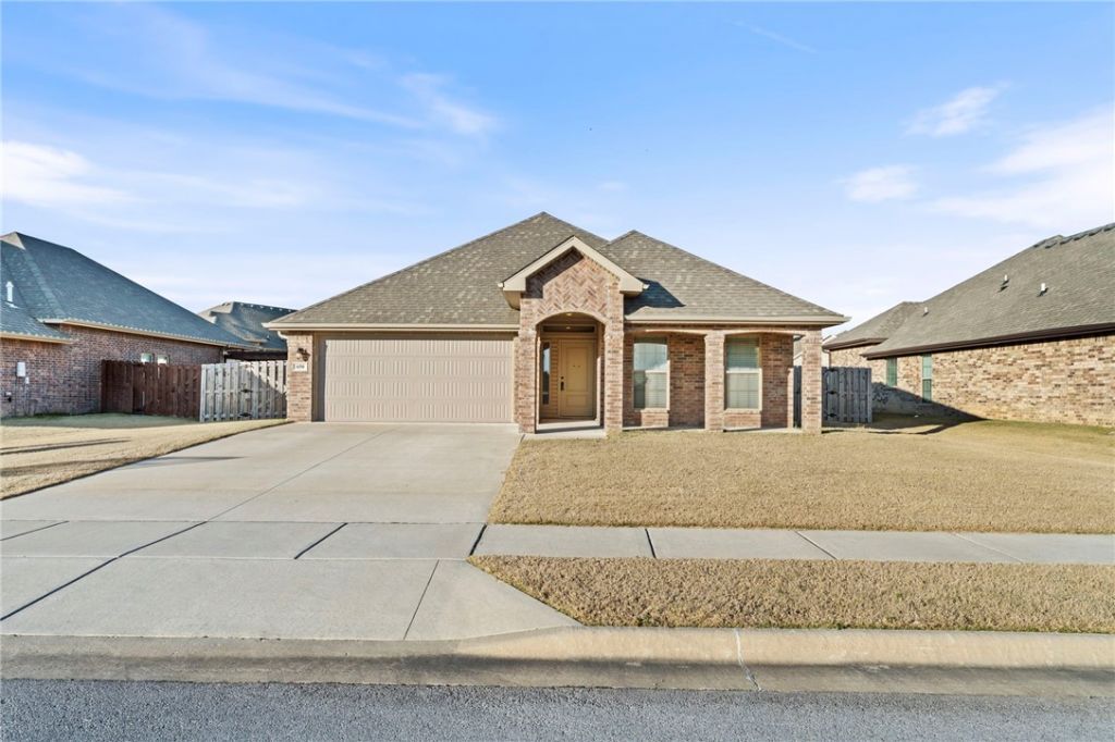 650 Braeburn Court, Bentonville, AR 72712 Main Photo