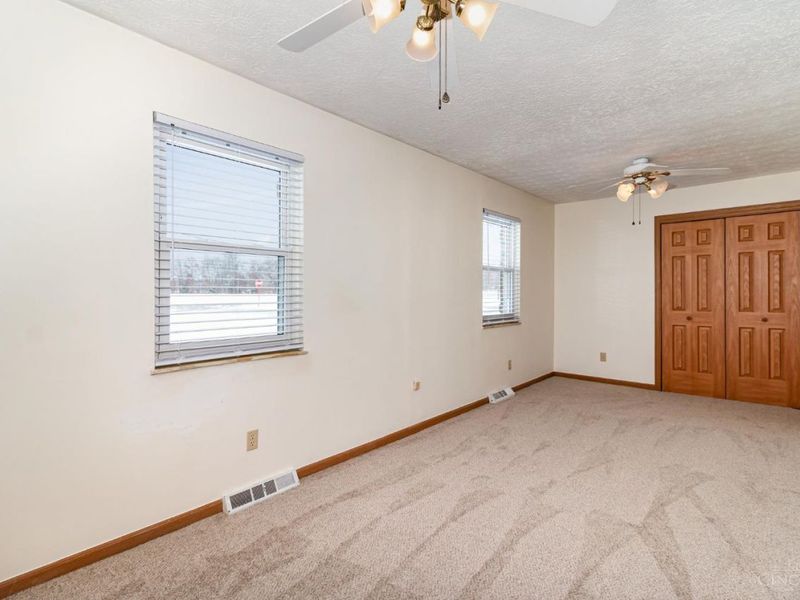 2271 St Rt 28, Goshen Twp, OH 45122 Photo 11