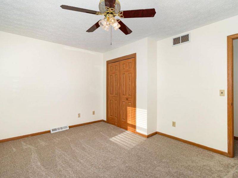 2271 St Rt 28, Goshen Twp, OH 45122 Photo 14