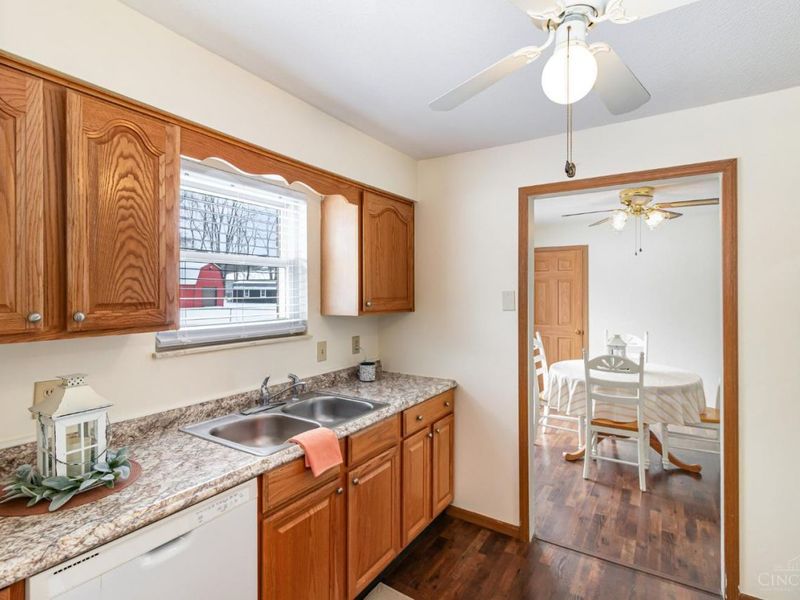 2271 St Rt 28, Goshen Twp, OH 45122 Photo 8