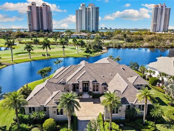 26180 Woodlyn DR, BONITA SPRINGS, FL 34134