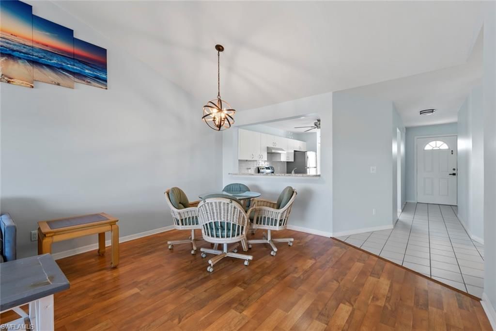 121 Gabriel Cir, Unit 1-108, Naples, FL 34104 Photo