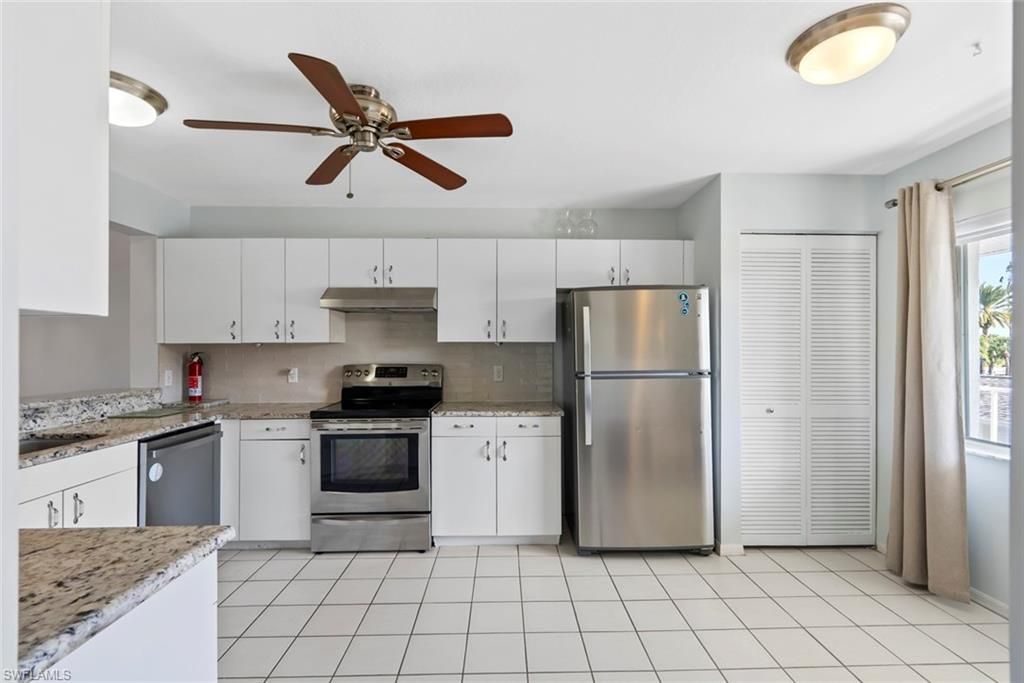 121 Gabriel Cir, Unit 1-108, Naples, FL 34104 Photo