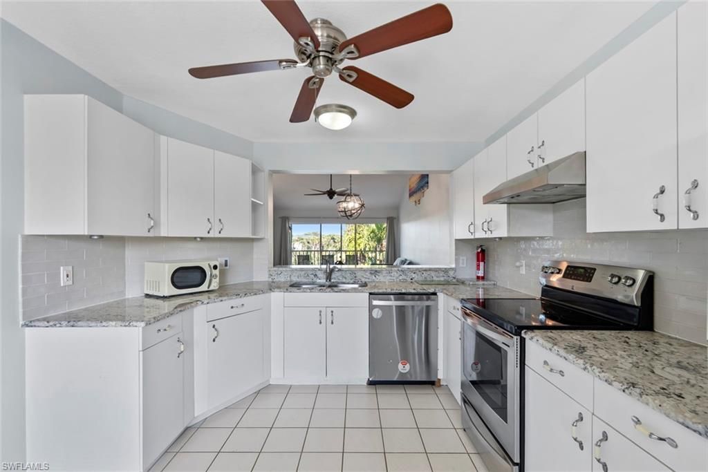 121 Gabriel Cir, Unit 1-108, Naples, FL 34104 Photo