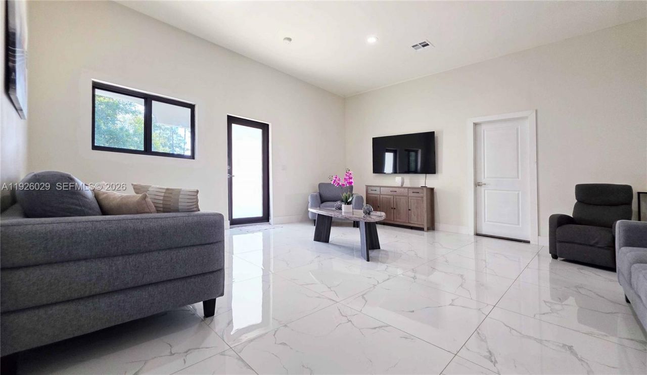 527 Perimeter Rd, Clewiston, FL 33440 Photo