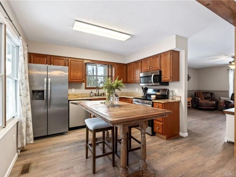 815 Oneida Trail, New Jasper Township, OH 45335 Photo 11