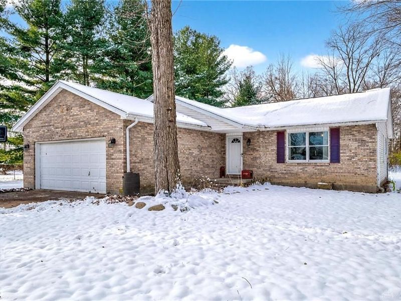 815 Oneida Trail, New Jasper Township, OH 45335 Photo 2