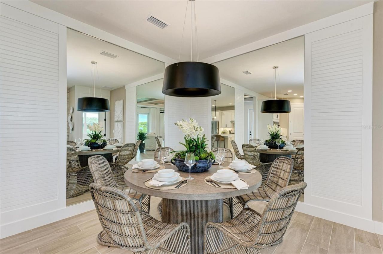 10016 Rembrandt Way, Unit 101, Bradenton, FL 34212 Photo