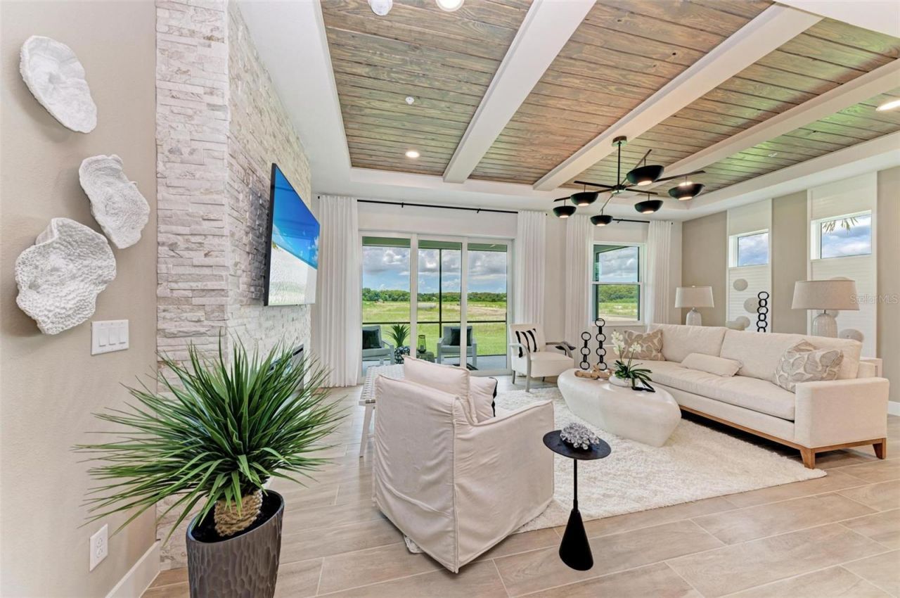 10016 Rembrandt Way, Unit 101, Bradenton, FL 34212 Photo