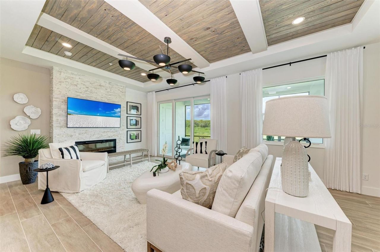 10016 Rembrandt Way, Unit 101, Bradenton, FL 34212 Photo