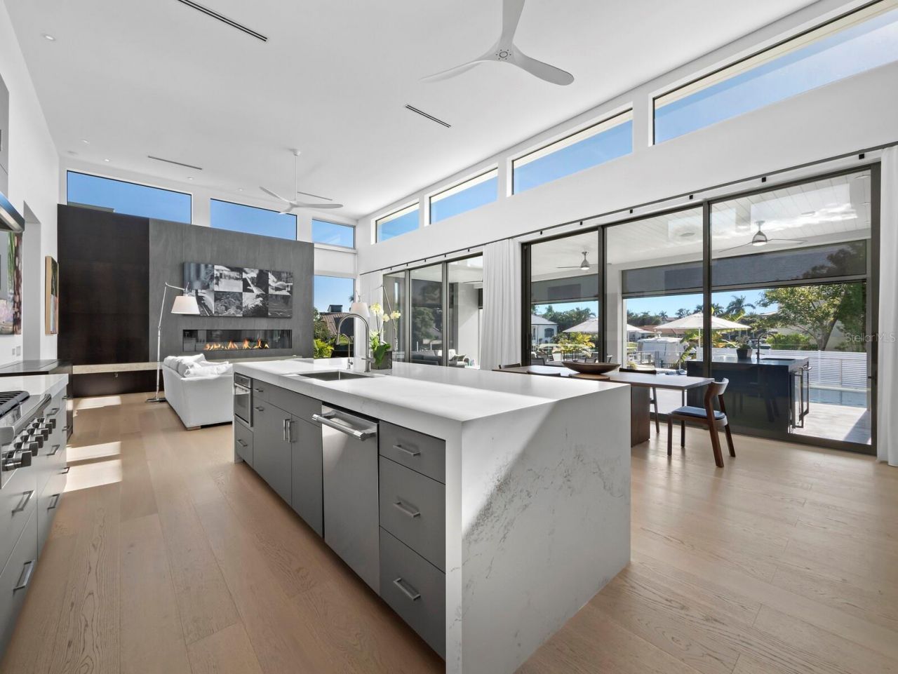 656 S Owl Drive, Sarasota, FL 34236 Photo