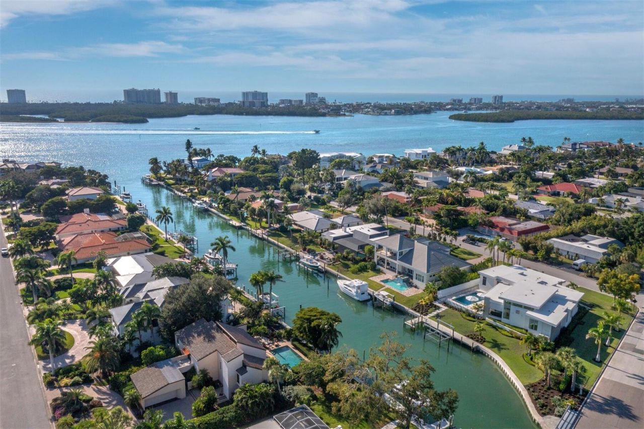 656 S Owl Drive, Sarasota, FL 34236 Photo