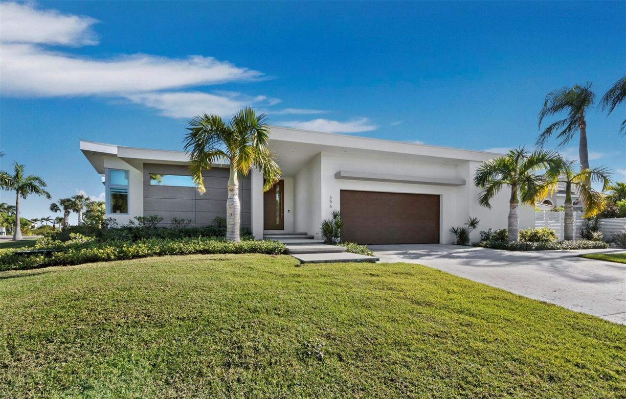 656 S Owl Drive, Sarasota, FL 34236 Photo
