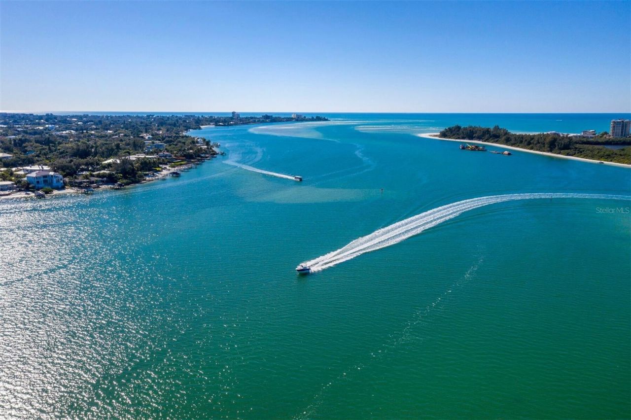 656 S Owl Drive, Sarasota, FL 34236 Photo