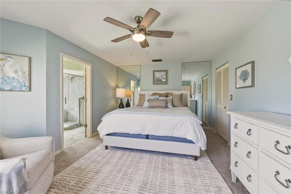 559 Beachwalk Cir, Unit U202, Naples, FL 34108 Photo