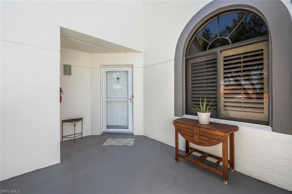 559 Beachwalk Cir, Unit U202, Naples, FL 34108 Photo