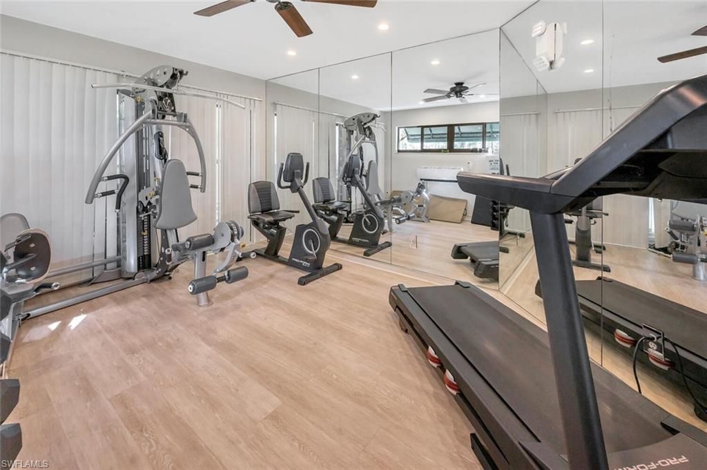 559 Beachwalk Cir, Unit U202, Naples, FL 34108 Photo