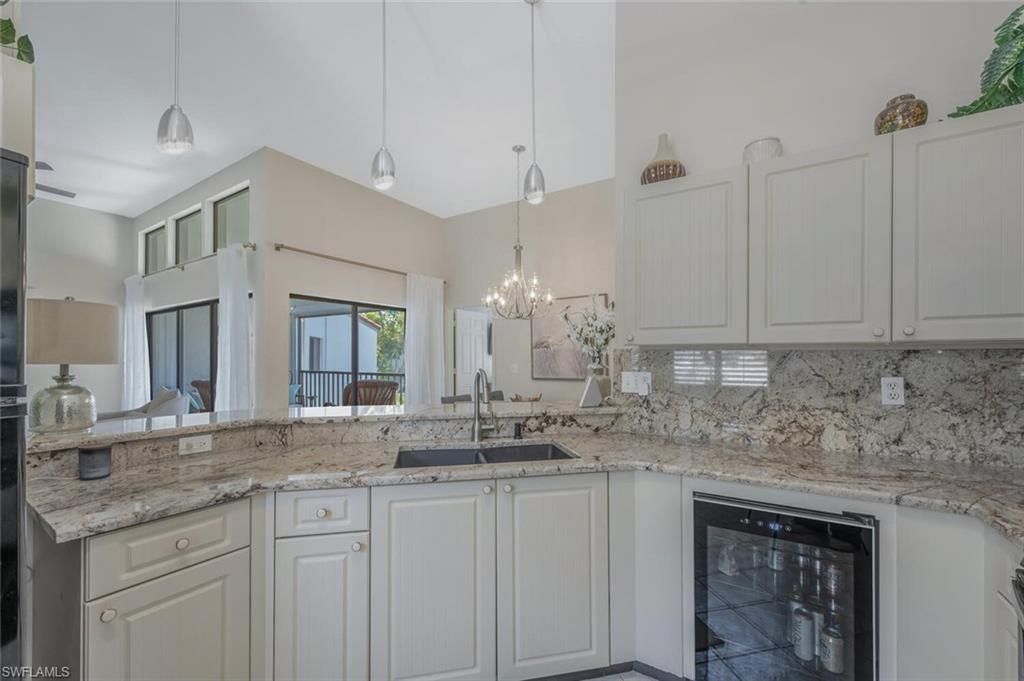 559 Beachwalk Cir, Unit U202, Naples, FL 34108 Photo