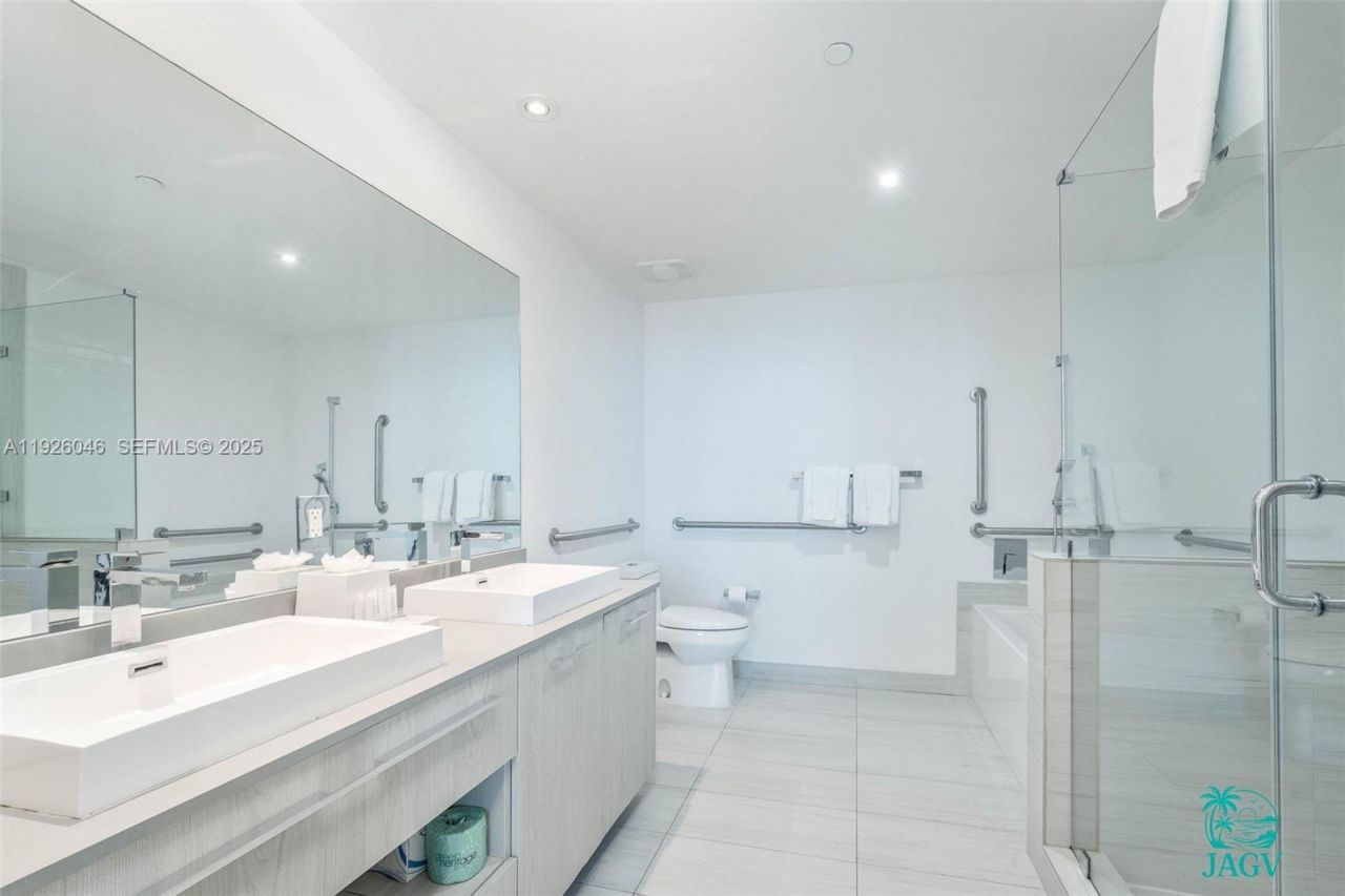 4010 S Ocean Dr, Unit R3005, Hollywood, FL 33019 Photo