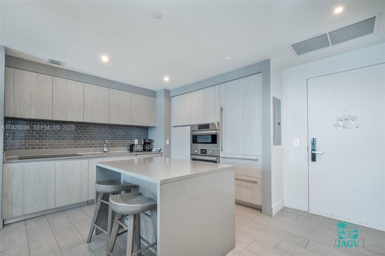 4010 S Ocean Dr, Unit R3005, Hollywood, FL 33019 Photo