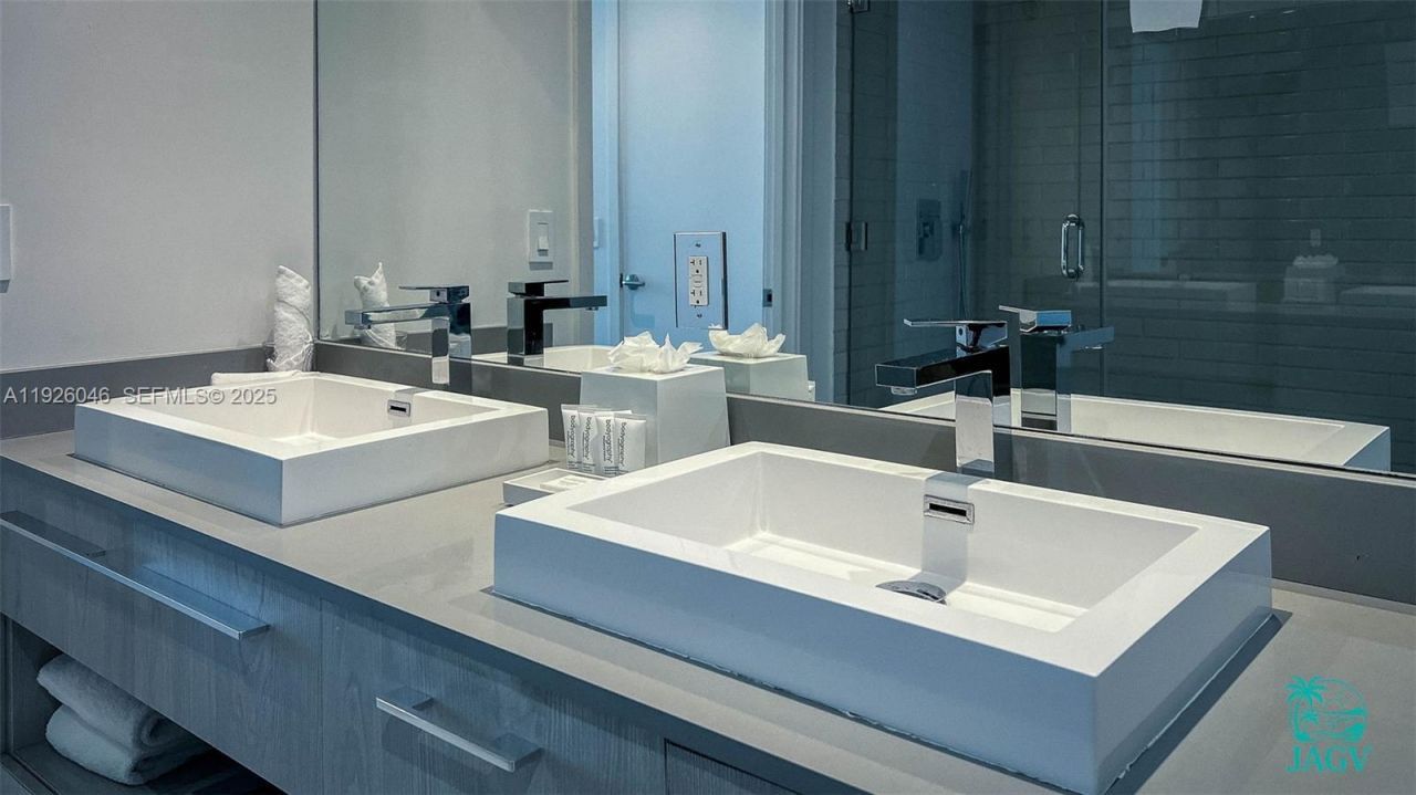 4010 S Ocean Dr, Unit R3005, Hollywood, FL 33019 Photo