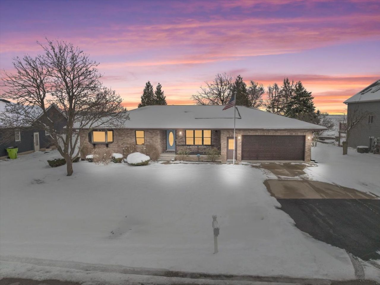 605 Morningside Drive, Chenoa, IL 61726 Main Photo