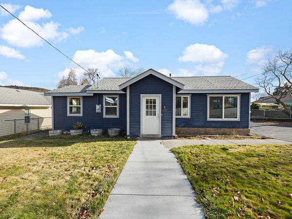 1821 Lancaster Avenue, Klamath Falls, OR 97601