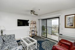 5905 South Kings Hwy. photo 4