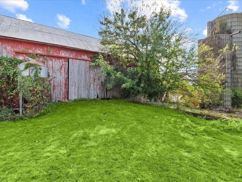 8512 Township Road 29, Zanesfield, OH 43360 Photo 11