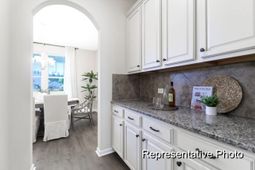 1027 House Finch Avenue photo 4