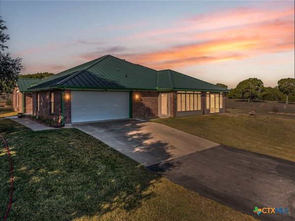 853 County Road 4390, Kempner, TX 76539