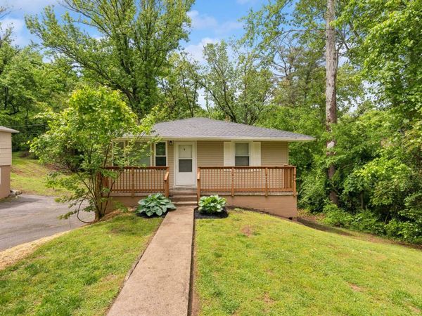 422 Hickory Hill Dr, Clarksville, TN 37040