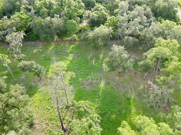 2115 CR 78 RD N, LABELLE, FL 33935